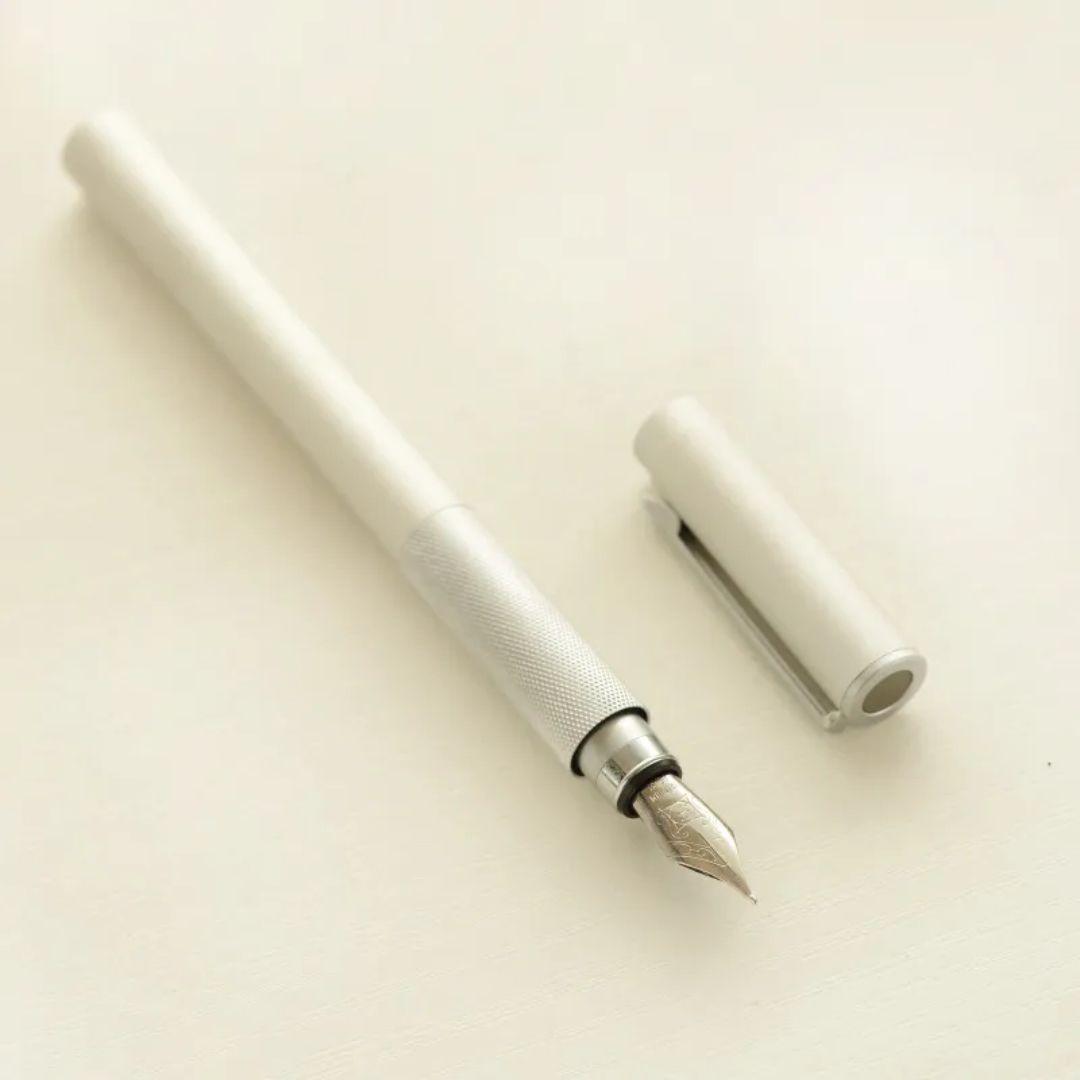 Argento Elegance Fountain Pen